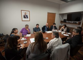 Reunión parlamentarios con Ministra de Salud con relación a petición de licencias obligatorias
