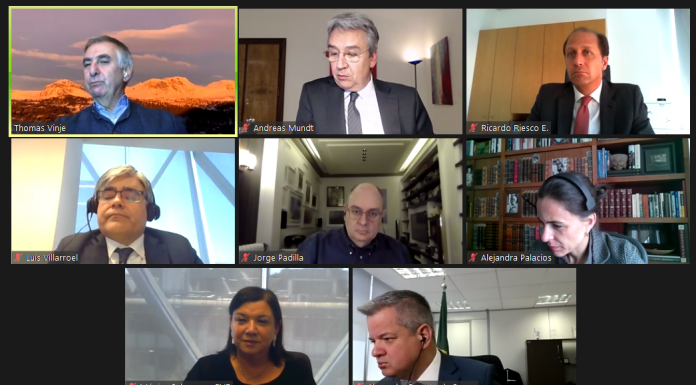 Exitoso seminario internacional sobre plataformas digitales