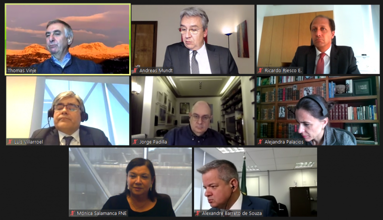 Exitoso seminario internacional sobre plataformas digitales