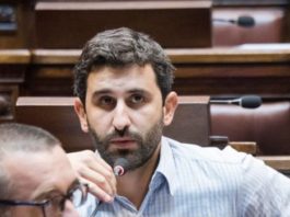 Carta al Presidente del PARLASUR y de la Comisión de Asuntos Internacionales de Diputados de Uruguay para que apoye la propuesta de moratoria de los ADPIC