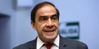 Candidato Presidencial de Perú exige al gobierno peruano que apoye liberar en la OMC patentes para facilitar el acceso a vacunas para el Covid-19