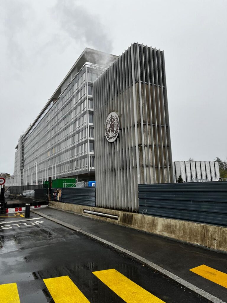 Los países que negocian un tratado para responder a futuras pandemias no logran llegar a acuerdo en aspectos esenciales sobre cómo garantizar la equidad y seguridad