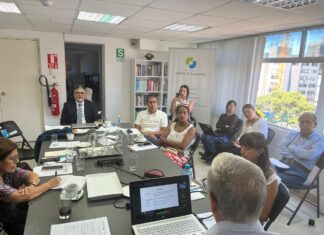 Reuniones con agrupaciones de pacientes y familiares de Fibrosis Quística en Perú